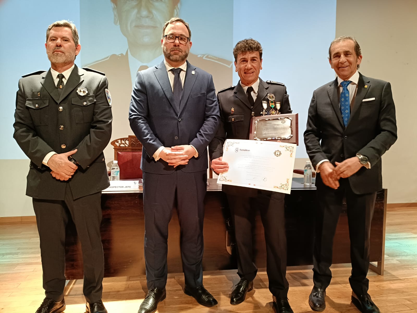 ob.imagen.Descripcion